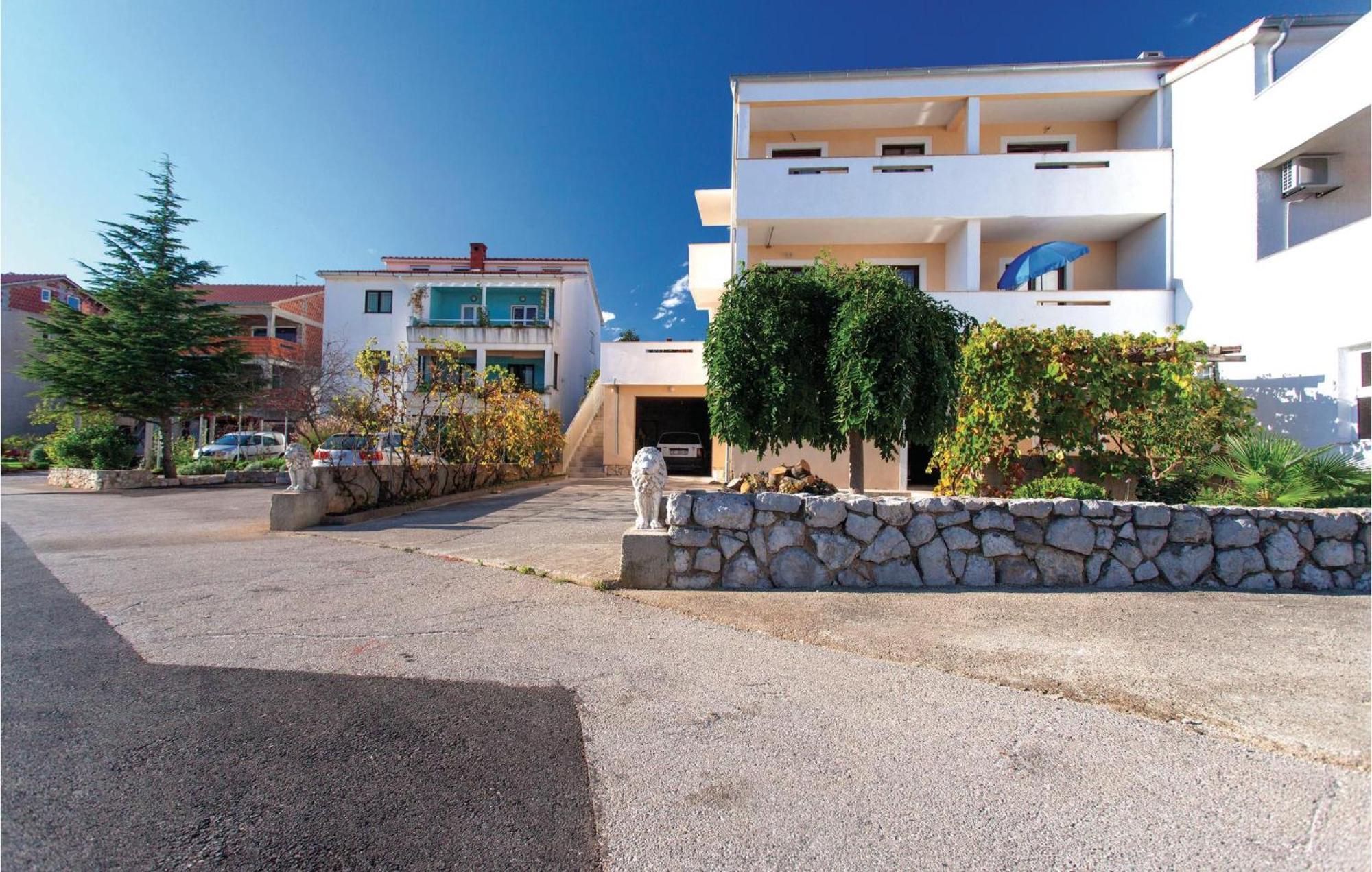 Gorgeous Apartment In Krk With Wifi Krk Town Eksteriør bilde